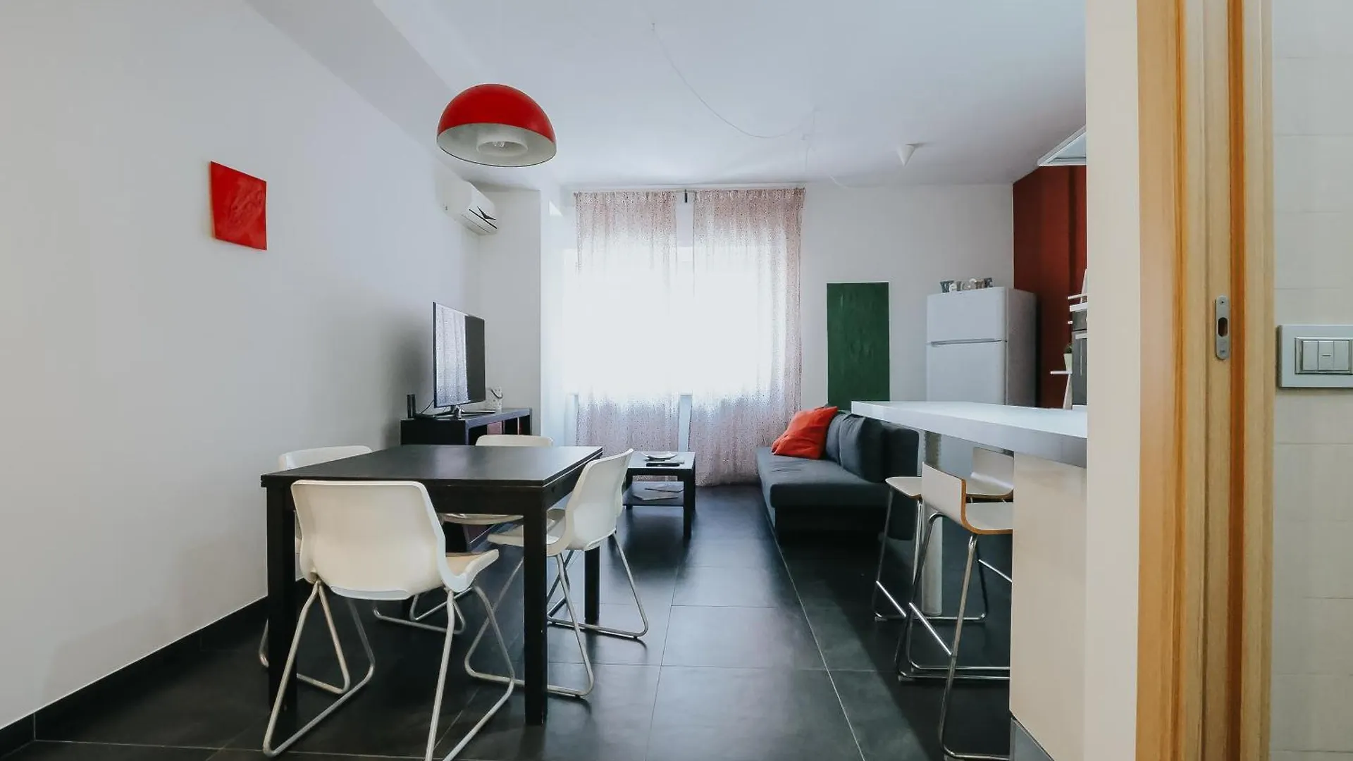 Da Flo Apartment Bari Itália
