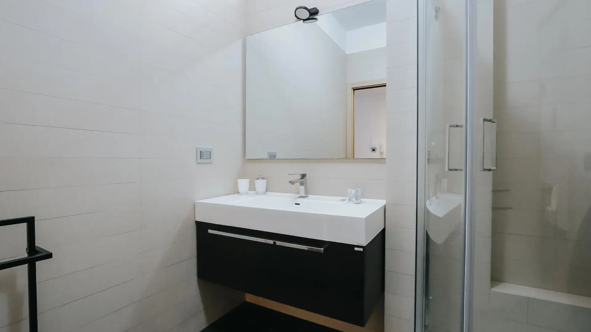 Da Flo Apartment Bari Itália